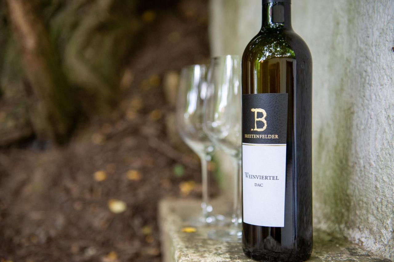 Weingut Breitenfelder Retz Esterno foto